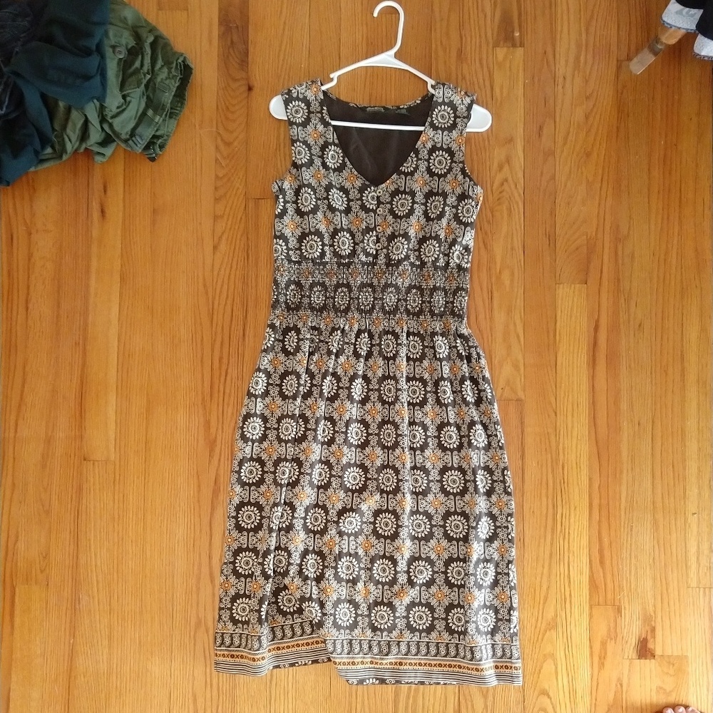 Eddie Bauer stretchy dress
